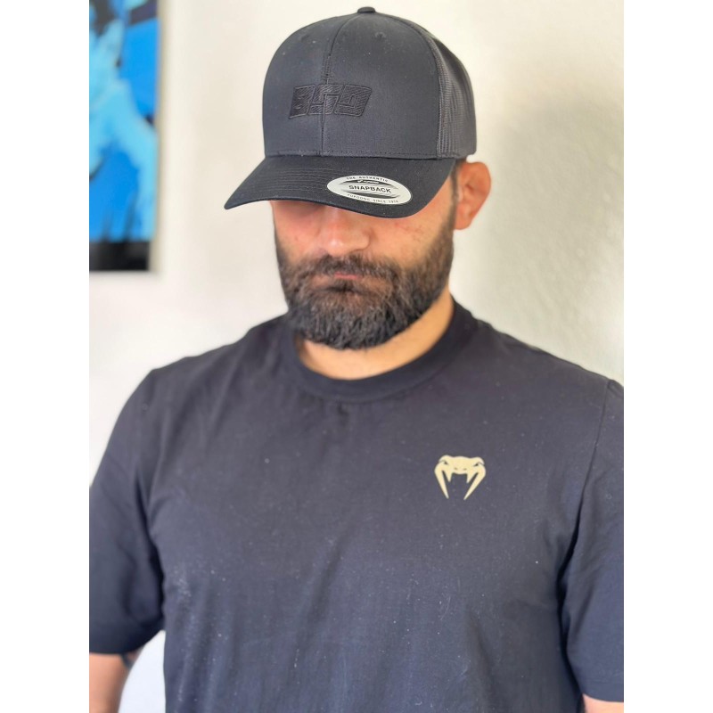 Casquette noire : l'opérateur black